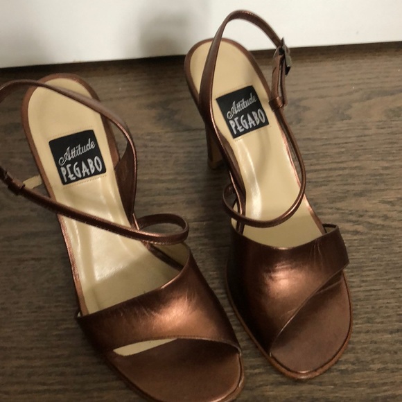 Sandals - Picture 1 of 1